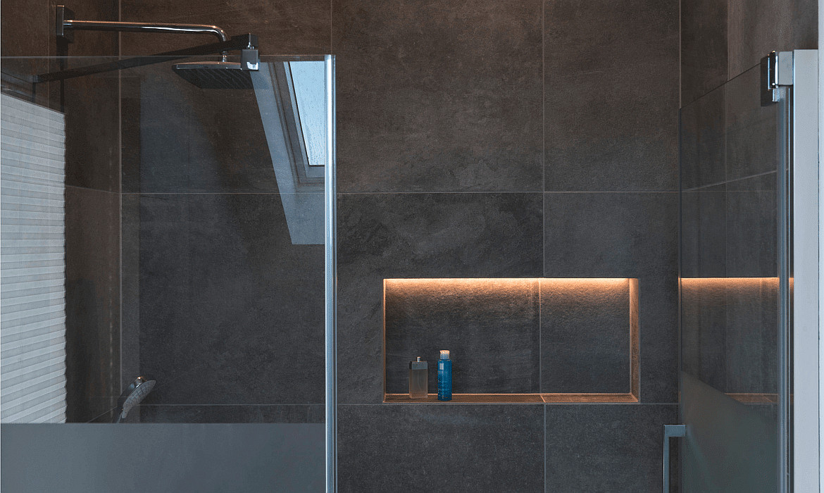 SLV LED STRIP 10, 24V, 80m, 211,2W, 120°, IP20, weiß, 2200K,17600lm SLV LED STRIP 10, 24V, 80m, 211,2W, 120°, IP20, weiß, 2200K,17600lm