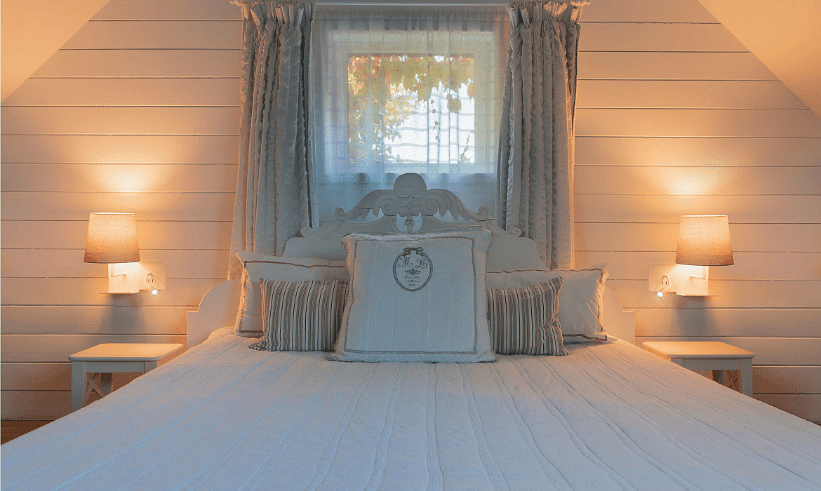 SLV LED Wall luminaire SOMNILA FLEX Indoor, E27, mit LED Spot 65lm, 3000K, white, incl. USB port, Spot right SLV LED Wall luminaire SOMNILA FLEX Indoor, E27, mit LED Spot 65lm, 3000K, white, incl. USB port, Spot right