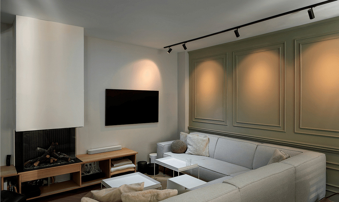 SLV 1-Projecteur monophasé NOBLO® SPOT rond, pivotant à la cardan IP20, noir gradable SLV 1-Projecteur monophasé NOBLO® SPOT rond, pivotant à la cardan IP20, noir gradable