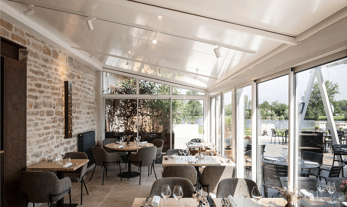 SLV 1-Projecteur monophasé NOBLO® SPOT rond, pivotant à la cardan IP20, blanche gradable SLV 1-Projecteur monophasé NOBLO® SPOT rond, pivotant à la cardan IP20, blanche gradable