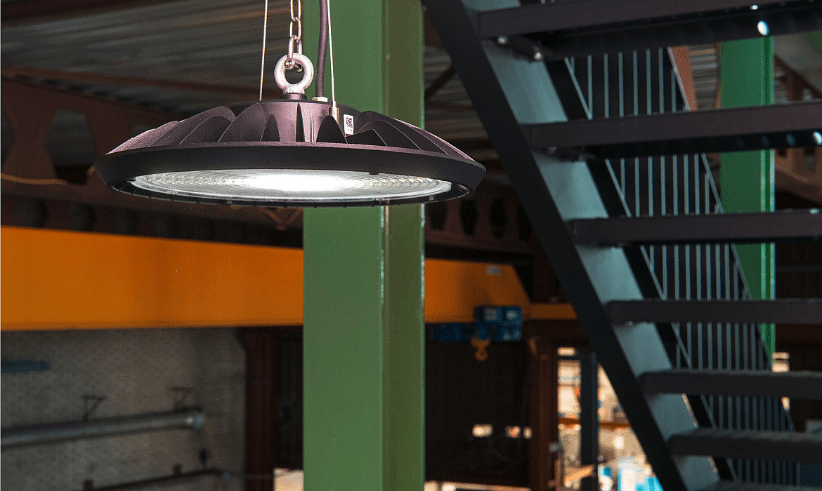 SLV Projecteurs de hall HIGHBAY C 400 ON-OFF commutable, multipower IP65, noir mat SLV Projecteurs de hall HIGHBAY C 400 ON-OFF commutable, multipower IP65, noir mat