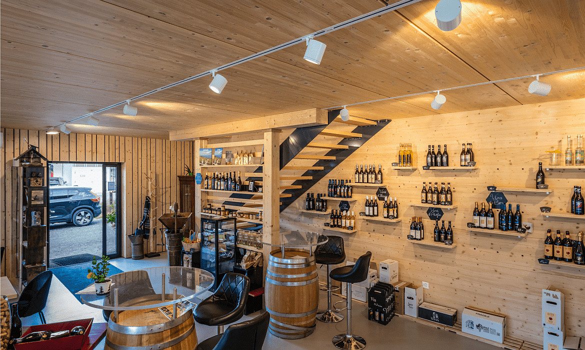 SLV 1-Phase High Voltage track, integrated version, 2m, white SLV 1-Phase High Voltage track, integrated version, 2m, white