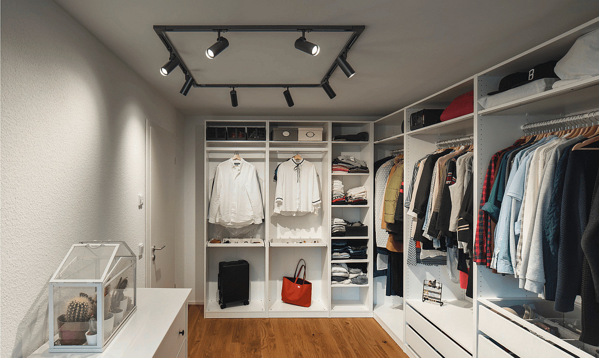 SLV 1-Projecteur monophasé HELIA 50 TRACK pivotant à la cardan IP20, noir gradable SLV 1-Projecteur monophasé HELIA 50 TRACK pivotant à la cardan IP20, noir gradable