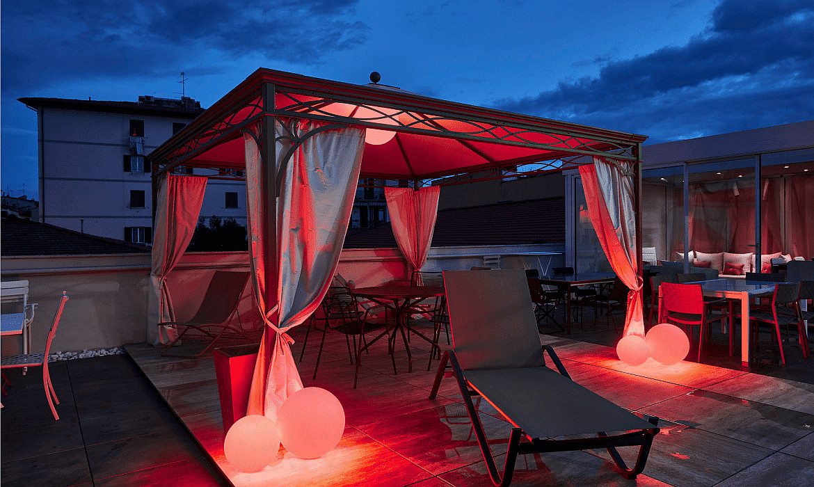 SLV Outdoor luminaire ROTOBALL Ball luminaire, white, E27, with switch, IP44, Ø 50 cm SLV Outdoor luminaire ROTOBALL Ball luminaire, white, E27, with switch, IP44, Ø 50 cm