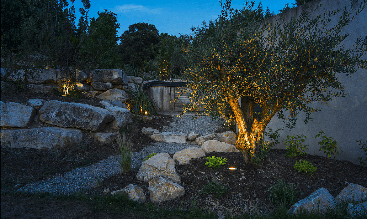 SLV Outdoor Bodeneinbaustrahler DASAR® 115, IP67 IK08, GU10, Edelstahl-Blende 316, befahrbar, kardanisch, rund SLV Outdoor Bodeneinbaustrahler DASAR® 115, IP67 IK08, GU10, Edelstahl-Blende 316, befahrbar, kardanisch, rund