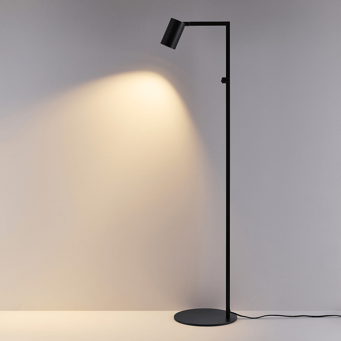 Deko-Light floor lamp CAN TILT BASE / MIX‘N MATCH with switch, without shade, with plug GU10 IP20, deep black Deko-Light floor lamp CAN TILT BASE / MIX‘N MATCH with switch, without shade, with plug GU10 IP20, deep black