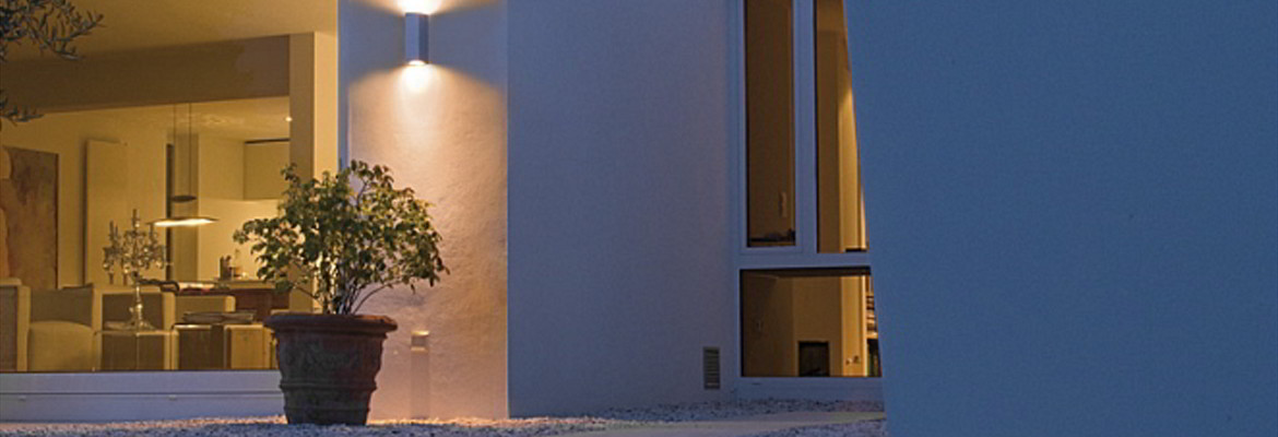 Wandleuchten und Deckenleuchten