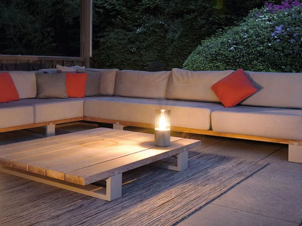Plug in, ready, light - mobile and free-standing luminaires